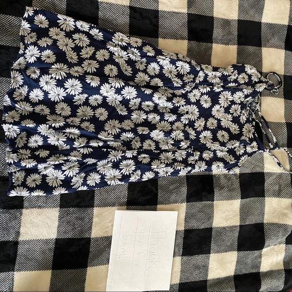 Floral dress - Picture 2 of 3